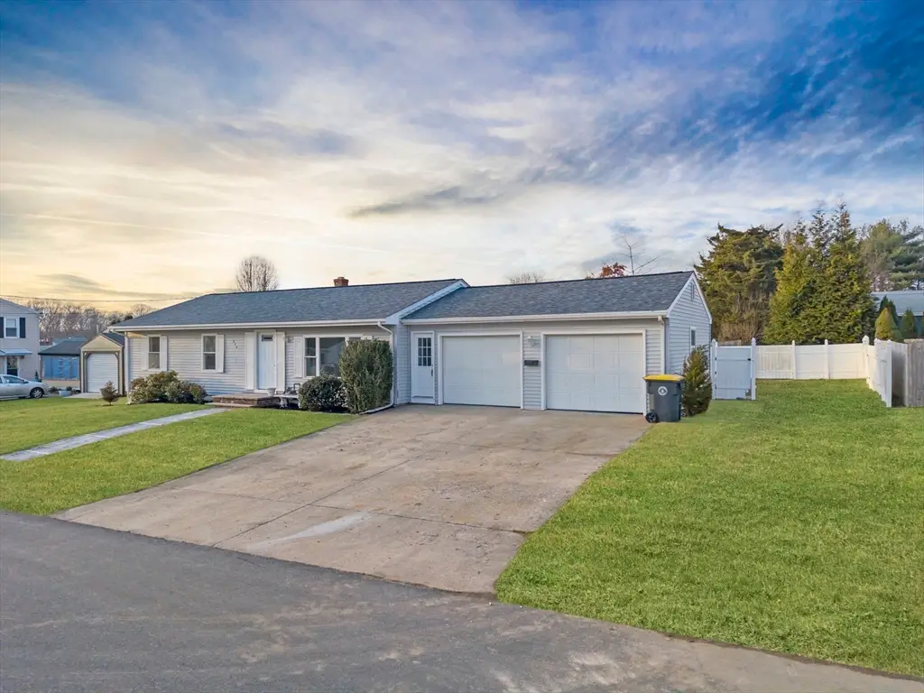 258 Folsom Ave, Somerset, MA 02726 - #1