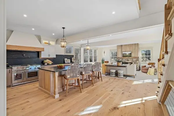 16 Hatch Farm Lane, Concord, MA 01742