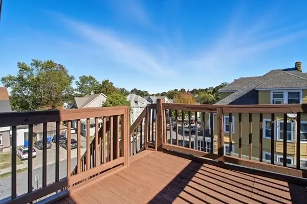 95 Dickinson St, Springfield, MA 01108 - #3