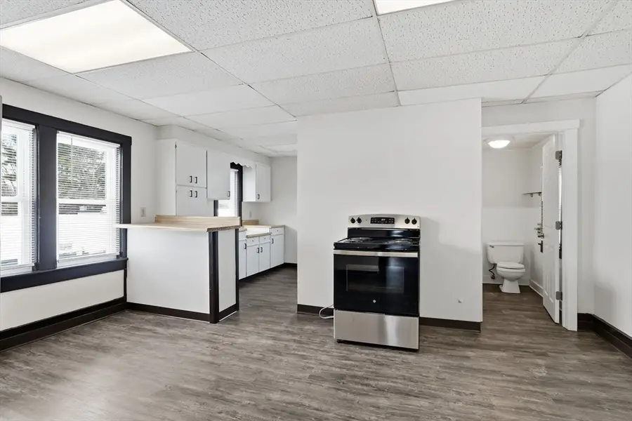 86 Conz St, Northampton, MA 01060 - #3