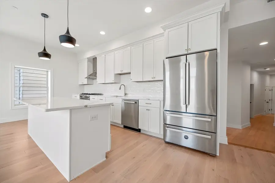 34 Salem St #301, Medford, MA 02155 - #3