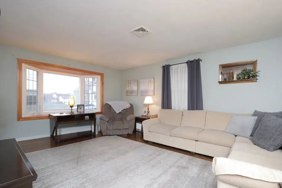 45 Beaumont Ave, Chicopee, MA 01013 - #3