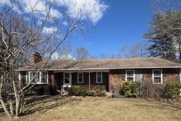286 S Worcester St, Norton, MA 02766