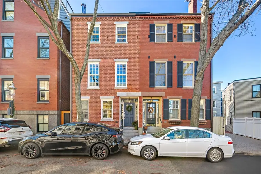 4 Mount Vernon St #PH, Boston, MA 02129 - #2