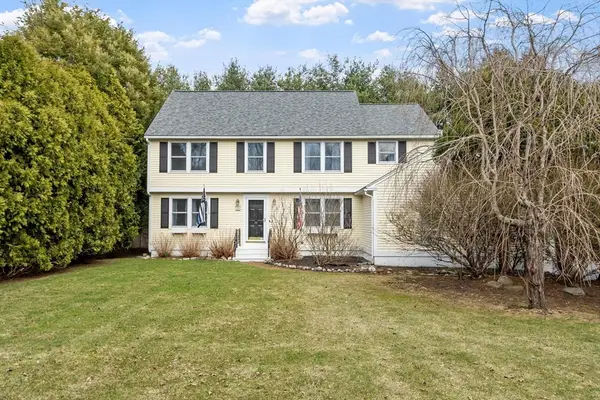 26 John Edward Dr, Northborough, MA 01532