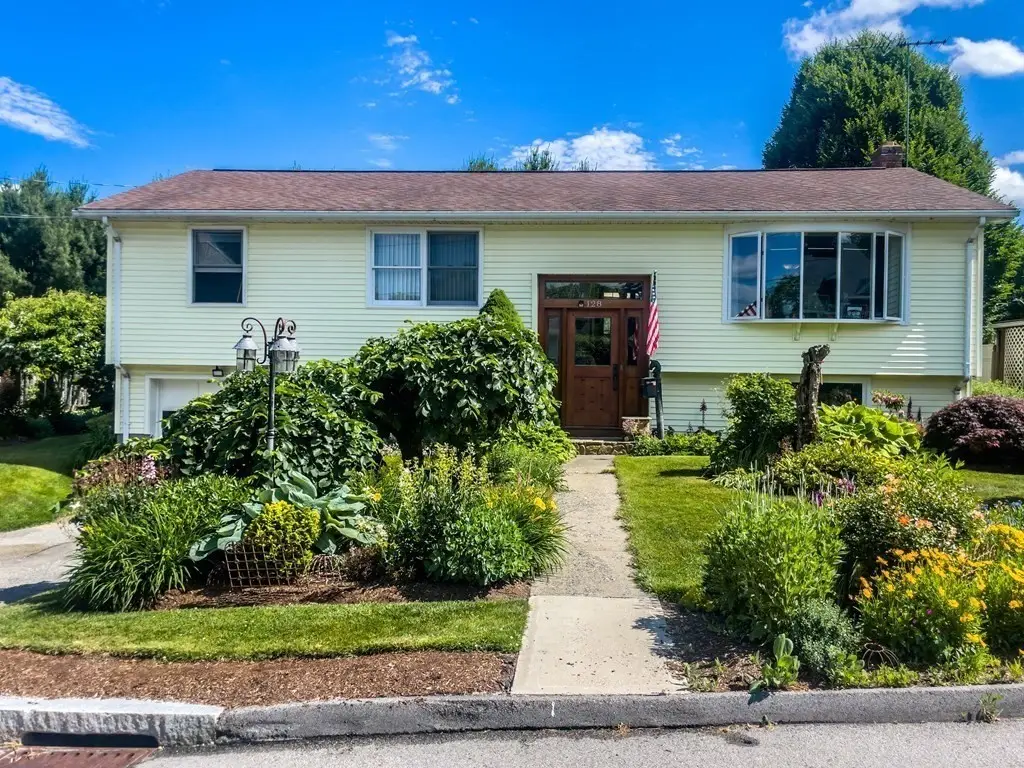 128 Derby St, Worcester, MA 01604 - #1