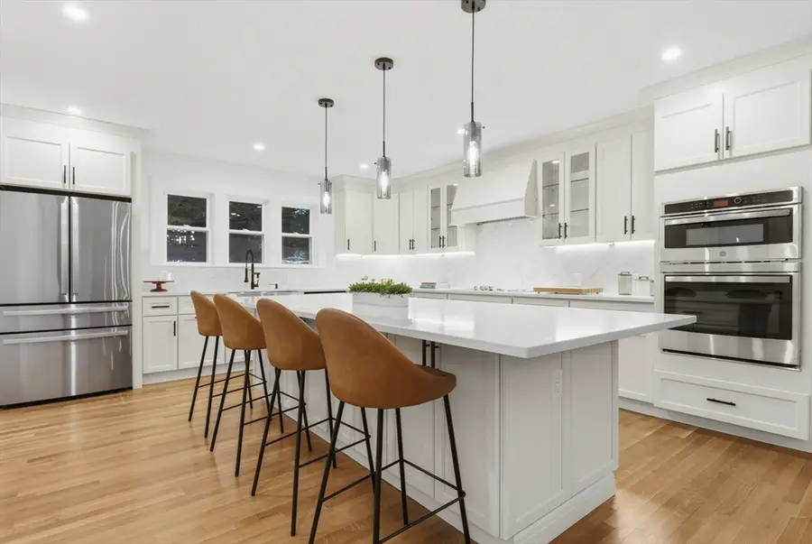 1806 Beacon St, Newton, MA 02468 - #3