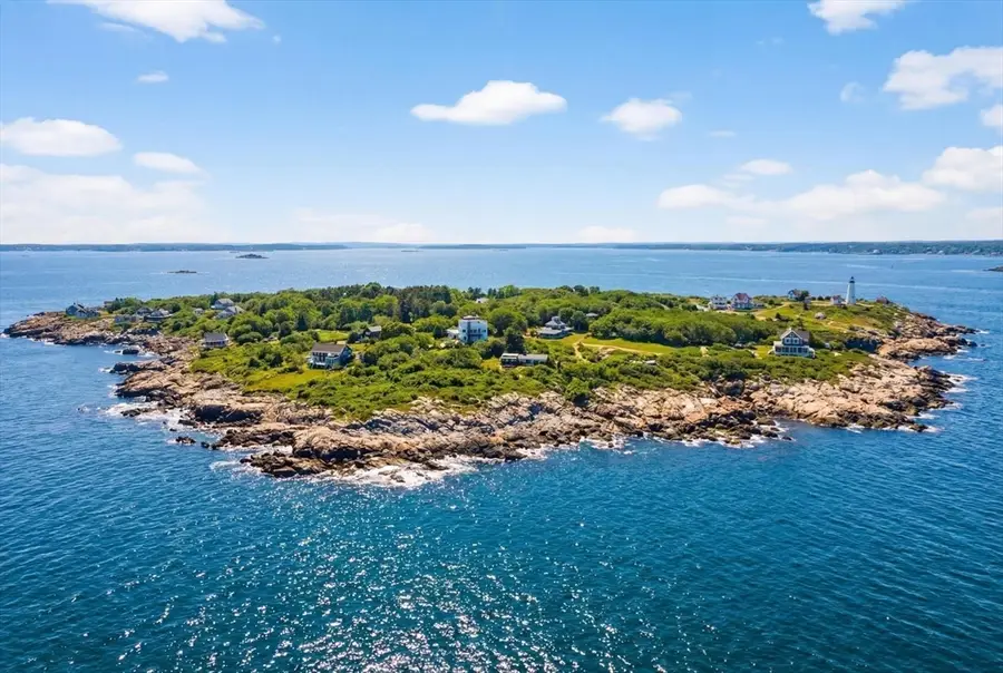 109 Bakers Island, Salem, MA 01970 - #3