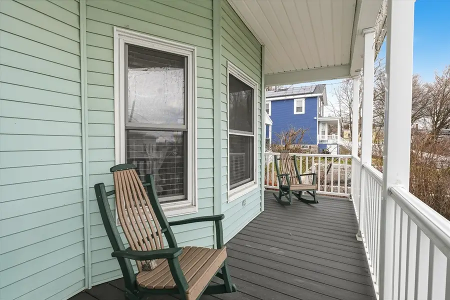 6 Cranshaw Pl, Lawrence, MA 01841 - #3