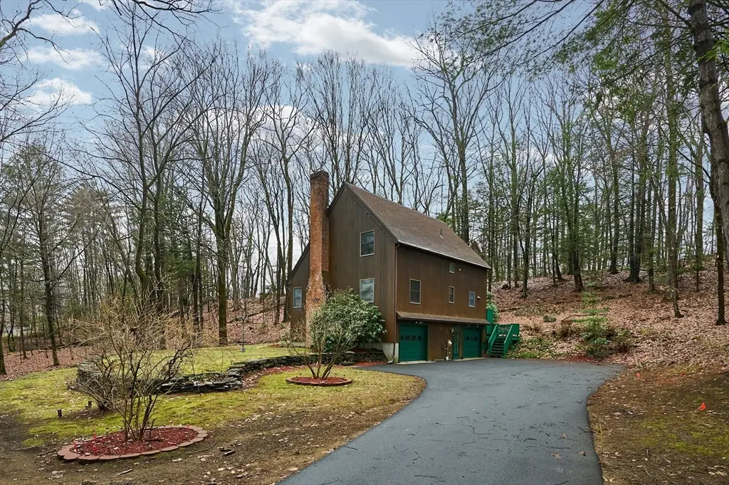 62 Peabody Lane, Greenfield, MA 01301 - #1