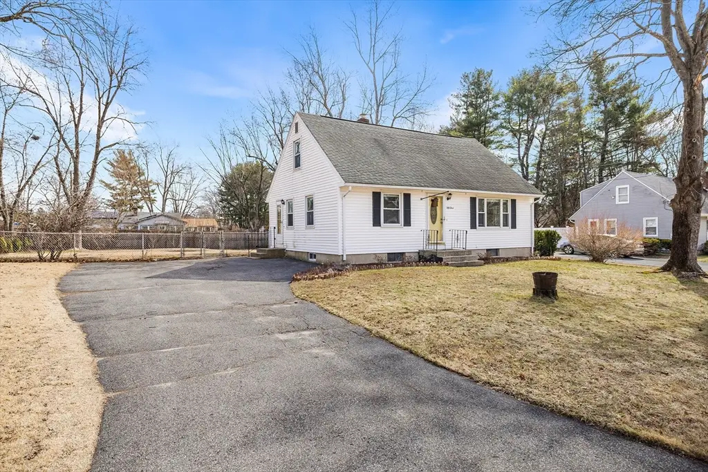 53 Pidgeon Dr, Springfield, MA 01119 - #1