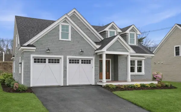 4 Fieldstone Farm Way, Duxbury, MA 02332