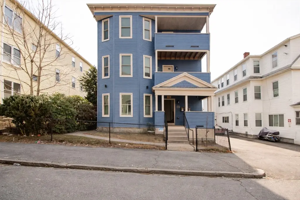 56 Cohasset St, Worcester, MA 01604 - #1