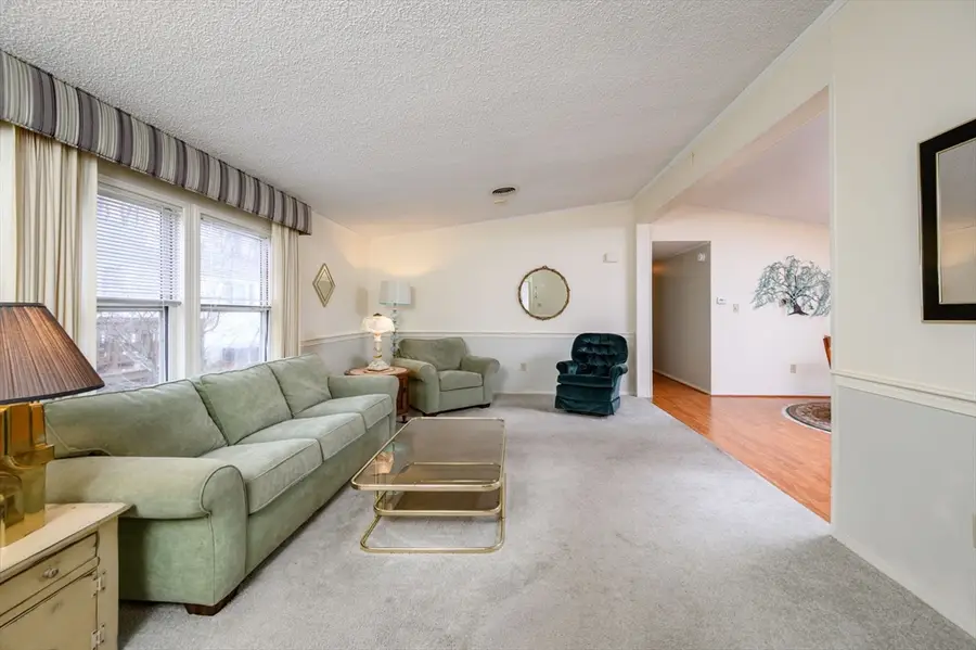 19 Hawthorne Street, Rockland, MA 02370 - #3