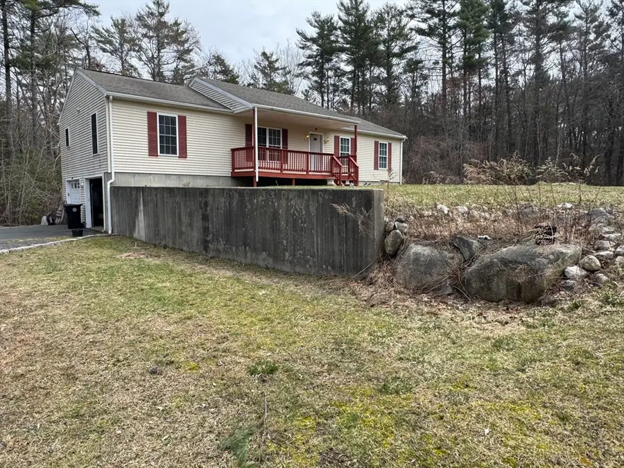 115 Flag Swamp Rd, Dartmouth, MA 02747 - #2