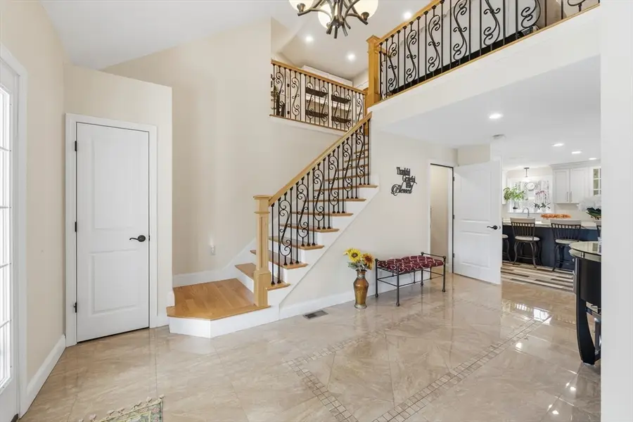 17 Haven St, Milford, MA 01757 - #2