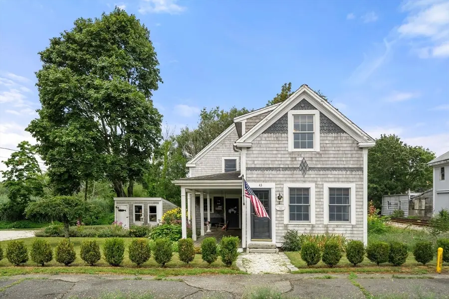 43 Jarves St, Sandwich, MA 02563 - #3