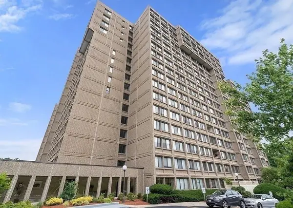 250 Hammond Pond Parkway #1406N, Newton, MA 02467