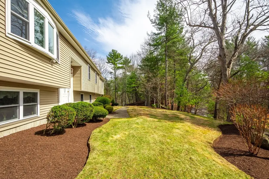 56 Leland Rd, Norfolk, MA 02056 - #3