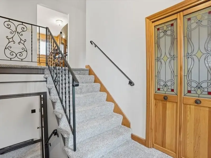 9 Hancock Street, Milford, MA 01757 - #3