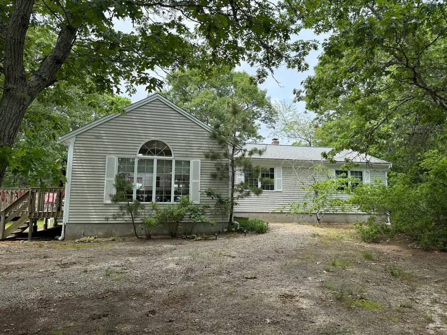 183 Monomoscoy Rd, Mashpee, MA 02649 - #2