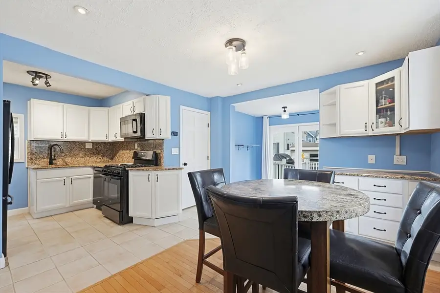 4 Webster St, Lynn, MA 01902 - #3