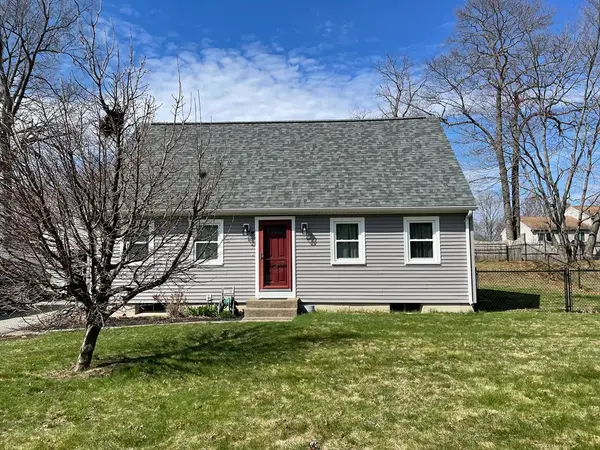 38 Driftwood Road, Springfield, MA 01128