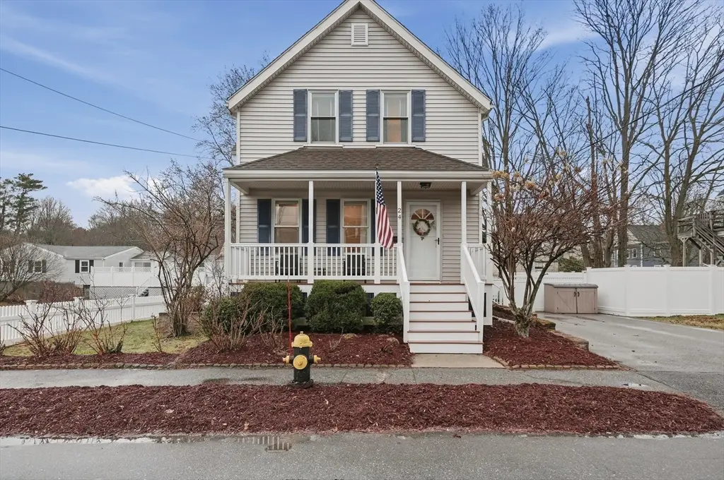24 Minot Street, Reading, MA 01867 - #1