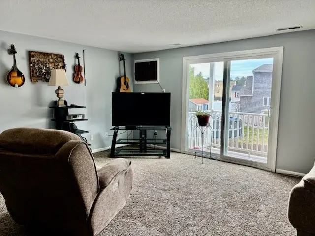 1471 Braley Rd. #8, New Bedford, MA 02745 - #3