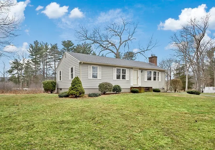 144 Glendale Rd, Attleboro, MA 02703 - #2