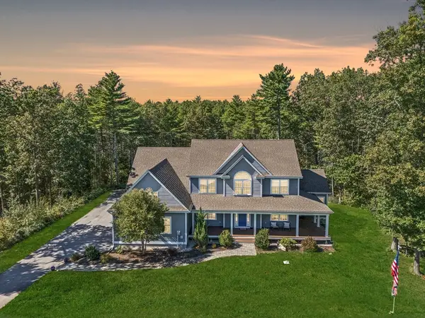 18 Highclere Rd, Windham, NH 03087