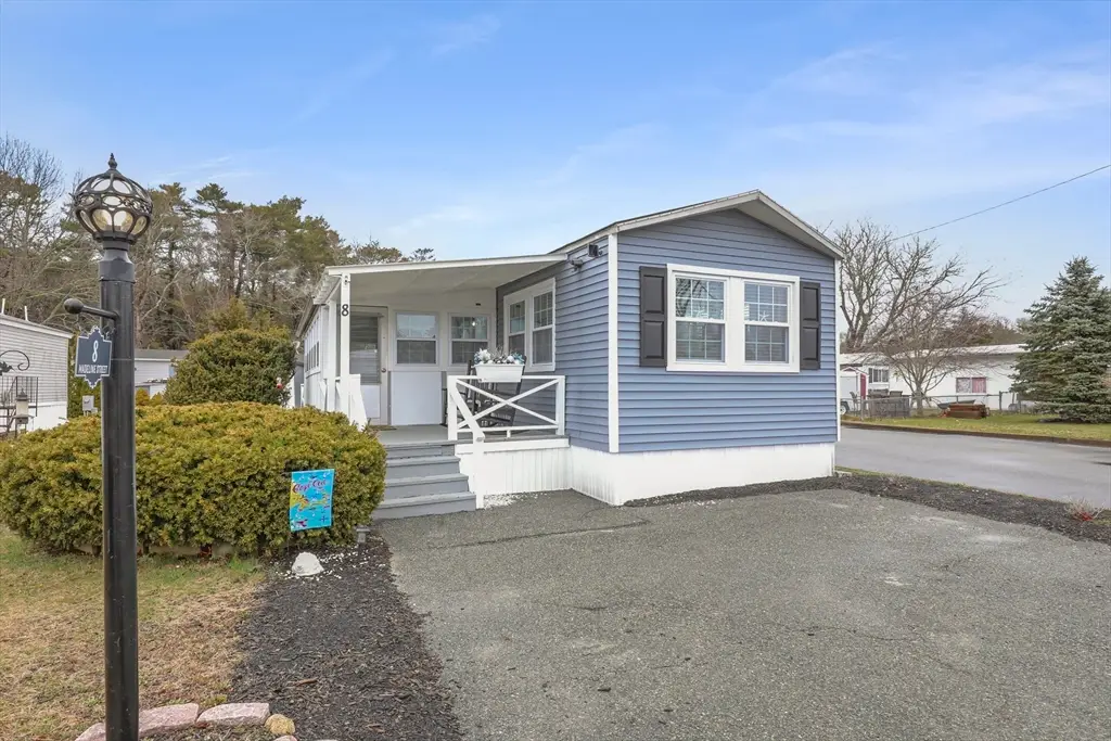 8 Madeline Street, East Wareham, MA 02538 - #1