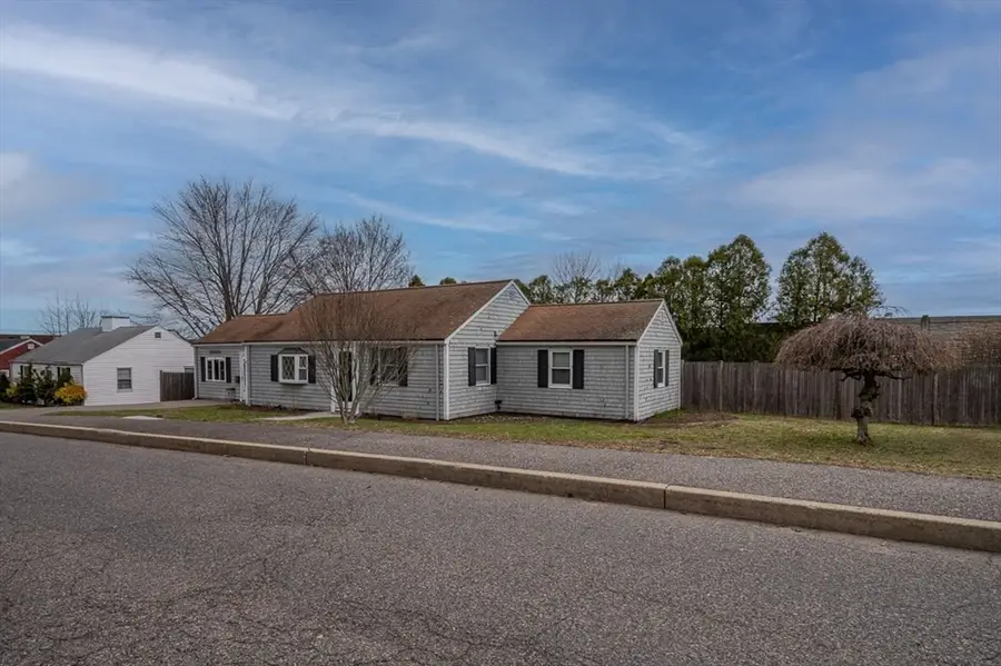 77 French Ave, Braintree, MA 02184 - #2