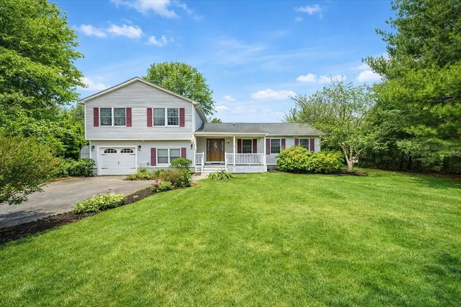 212 Scadding St, Taunton, MA 02780 - #2