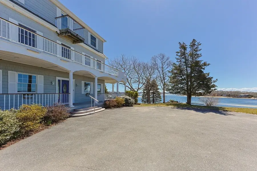 12 Groveland St, Wareham, MA 02532 - #3