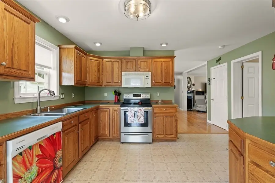 14 Mountain Ash Rd. #14, East Bridgewater, MA 02333 - #2