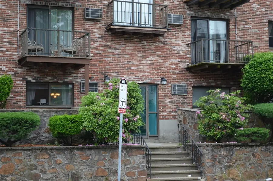 458-460 Eastern Ave. #21, Lynn, MA 01902 - #2