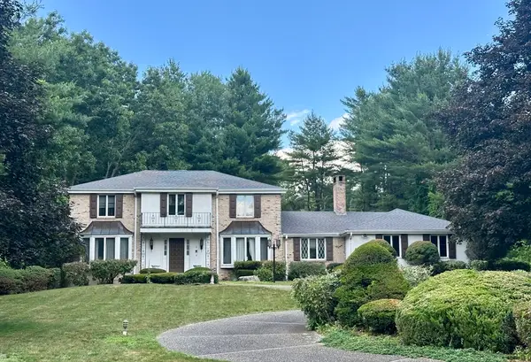 54 Yorkshire Rd, Dover, MA 02030