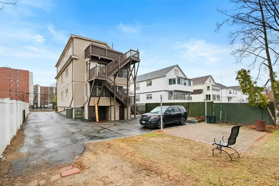 21-23 Seventh St, Medford, MA 02155 - #3