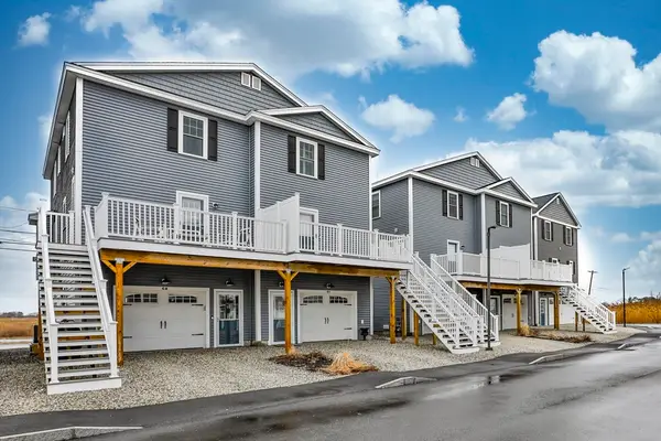 207 Beach Road #C2, Salisbury, MA 01952