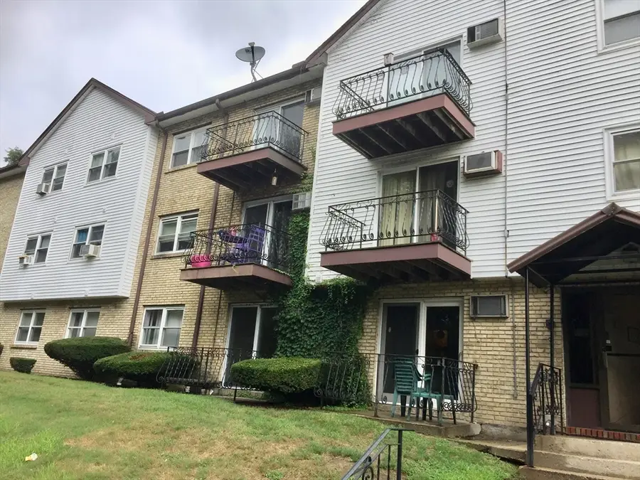 81 High St #23, Amesbury, MA 01913 - #2