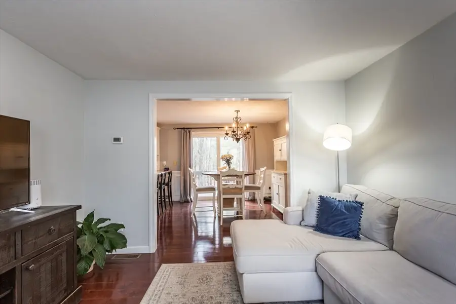 68 Gatsby Drive #4, Raynham, MA 02767 - #3