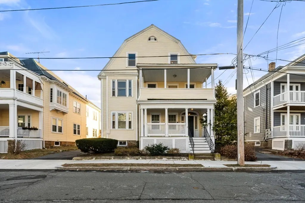 17 Roslyn St, Salem, MA 01970 - #1