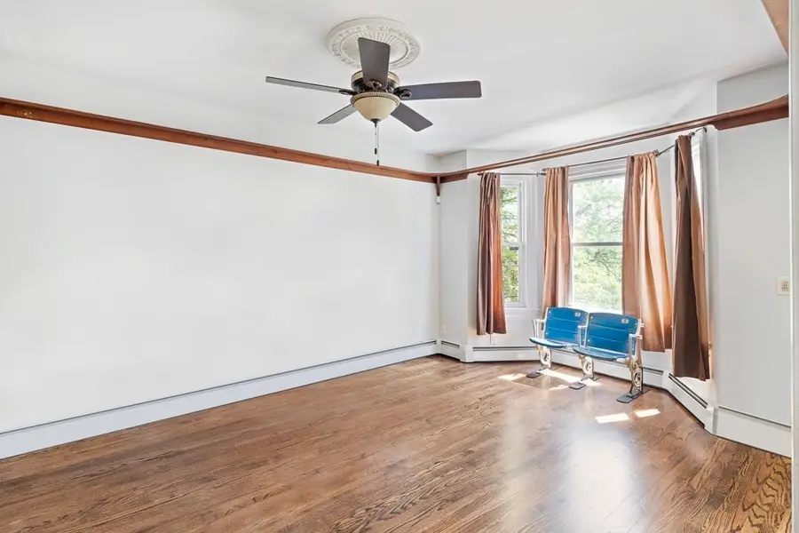 235 1/2 Broadway #6, Cambridge, MA 02139 - #2