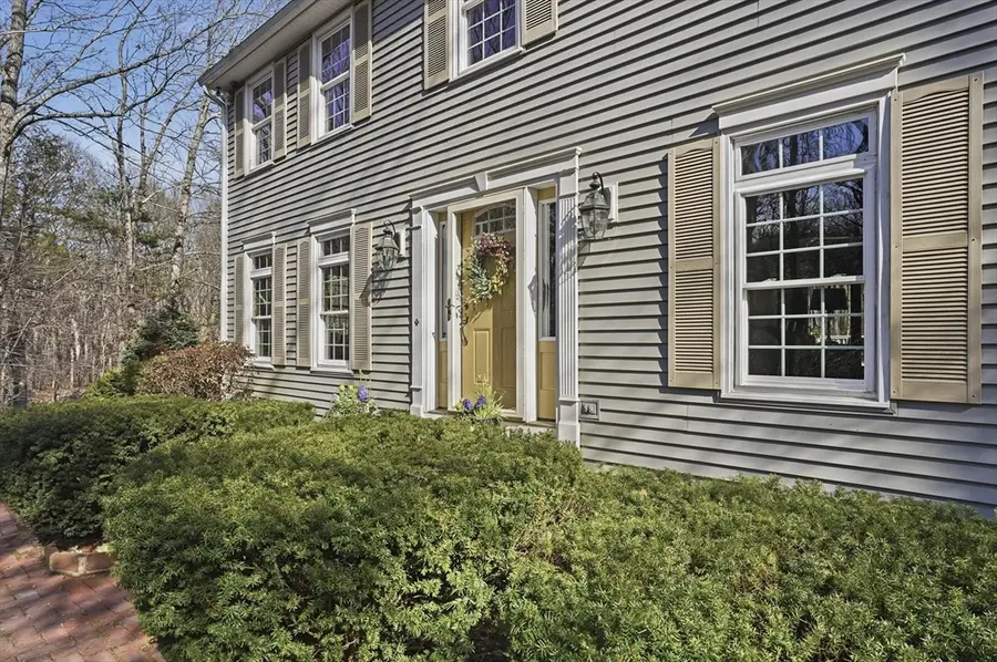 4 Charnock Circle, Rutland, MA 01543 - #2