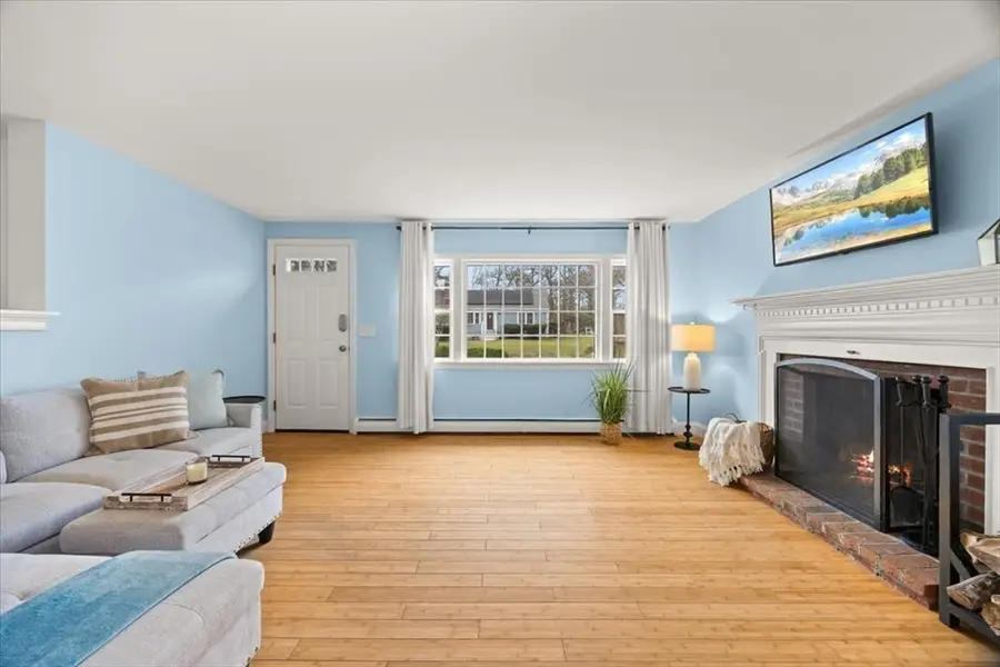 27 Goldenrod Ln, Yarmouth Port, MA 02675 - #3