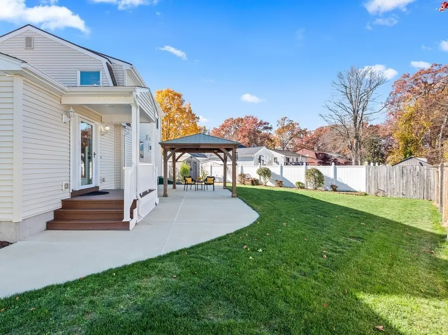 157 Wildwood Ave, Springfield, MA 01118 - #2