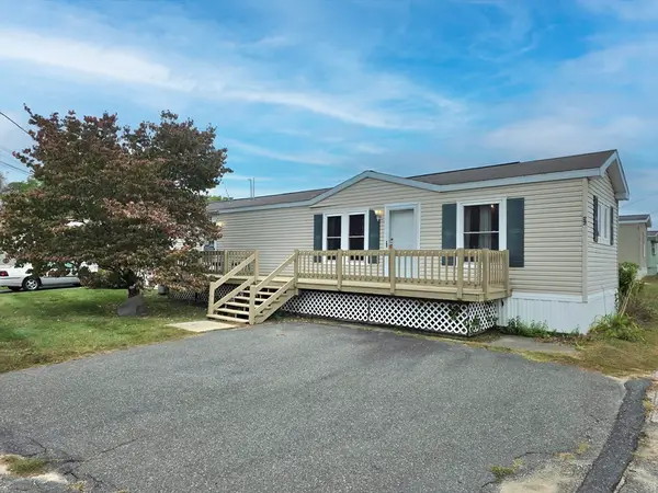 268 Palmer Rd #27, Monson, MA 01057