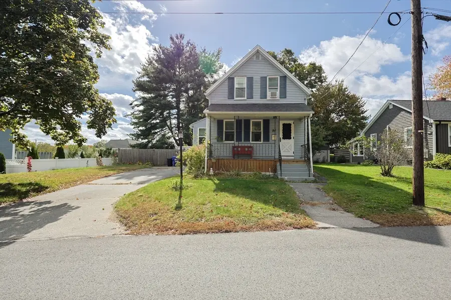 94 Briggs St, Taunton, MA 02780 - #3