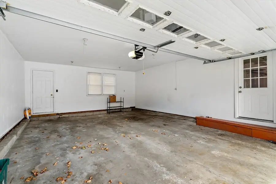 21 Trinity Ave, Worcester, MA 01605 - #2